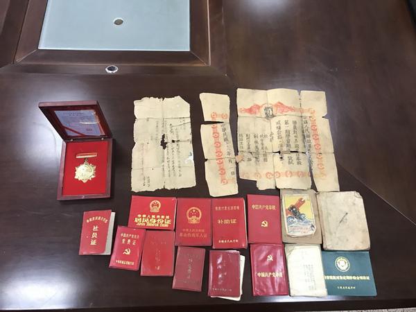 阜阳市博物馆接受革命文物捐赠
